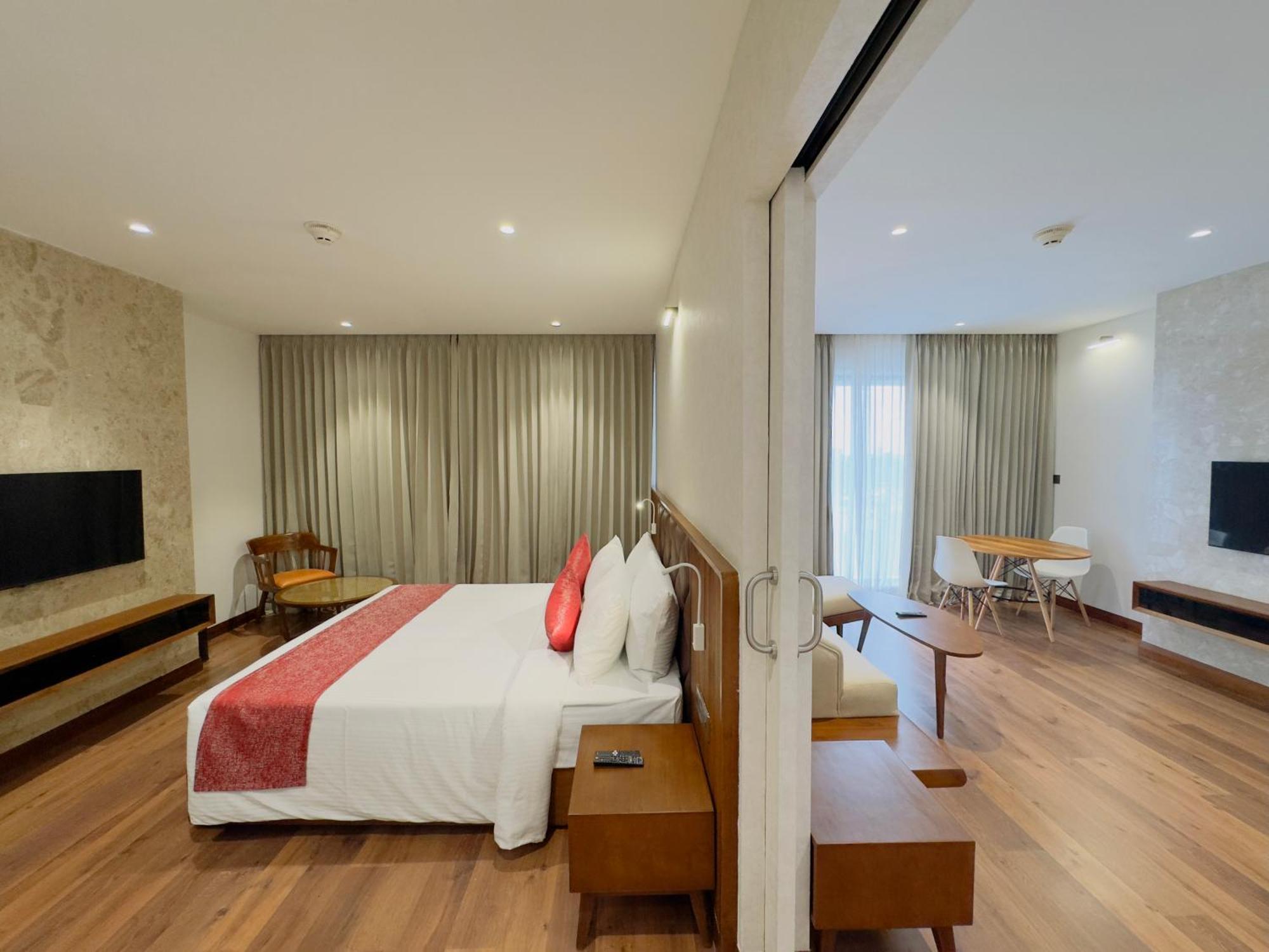 Hotel Gokulam Grand Kozhikode Zewnętrze zdjęcie