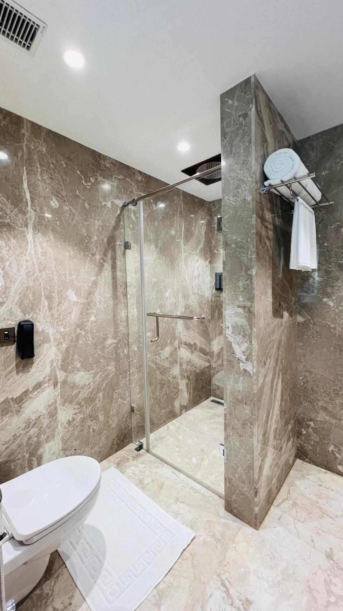 Hotel Gokulam Grand Kozhikode Zewnętrze zdjęcie