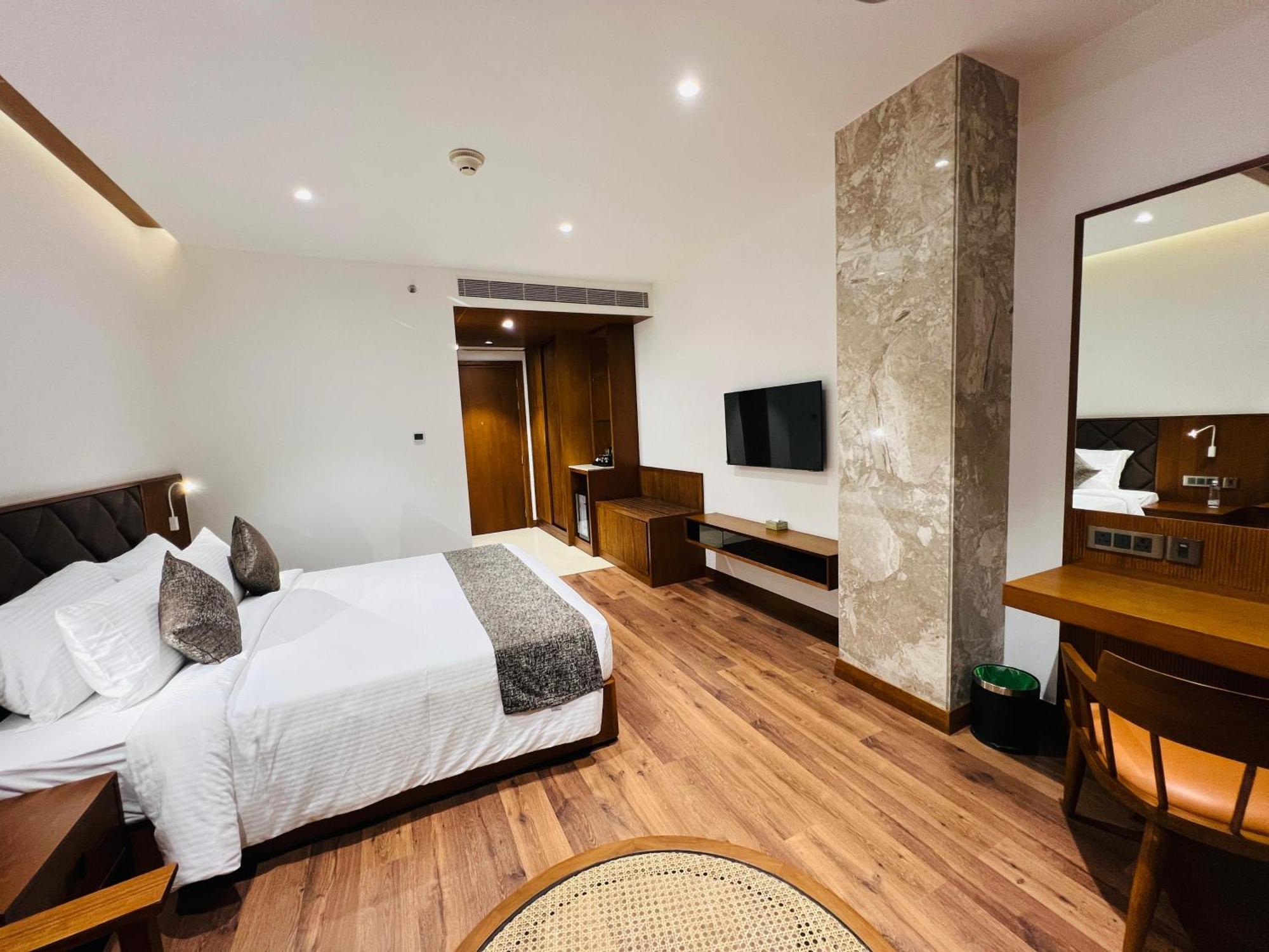 Hotel Gokulam Grand Kozhikode Zewnętrze zdjęcie